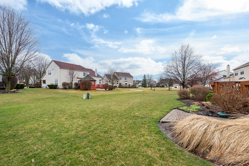 1061 Ravinia Drive Gurnee, IL 60031 - Photo 37 of 52 Gallery Image 37