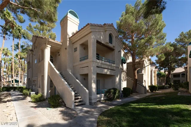 $1,700 | 2251 Wigwam Parkway, Unit 621, Henderson, NV 89074