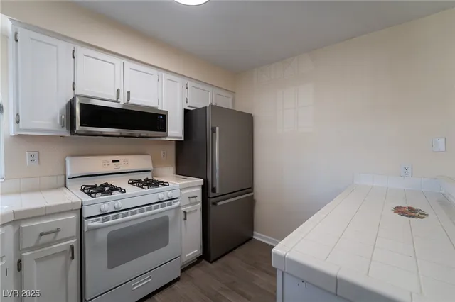 $1,700 | 2251 Wigwam Parkway, Unit 621, Henderson, NV 89074