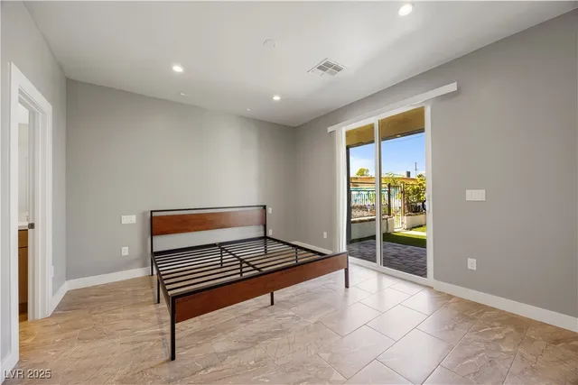 $2,200 | 605 North Yale Street, Las Vegas, NV 89107