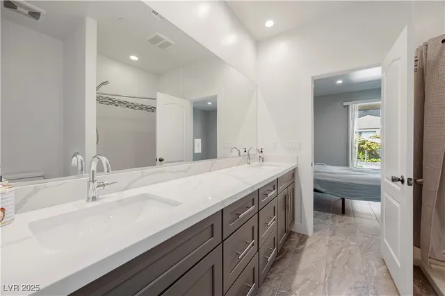 $2,200 | 605 North Yale Street, Las Vegas, NV 89107