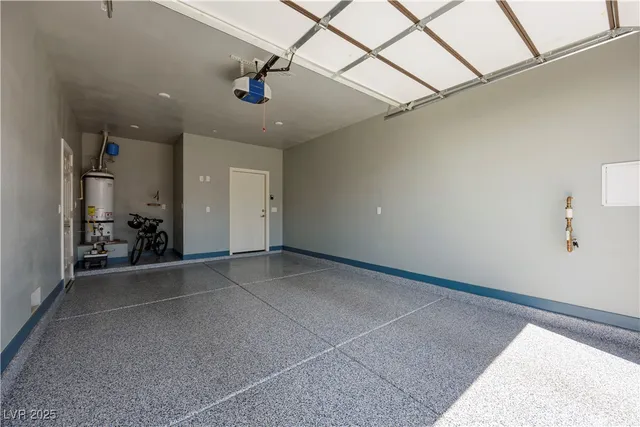 $2,200 | 605 North Yale Street, Las Vegas, NV 89107