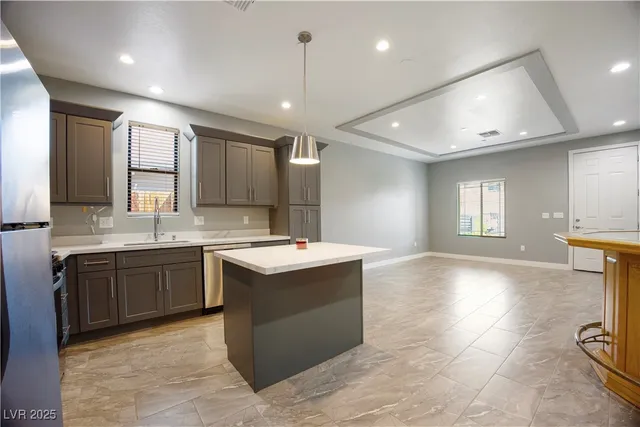 $2,200 | 605 North Yale Street, Las Vegas, NV 89107