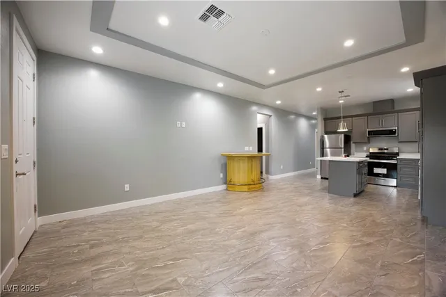 $2,200 | 605 North Yale Street, Las Vegas, NV 89107