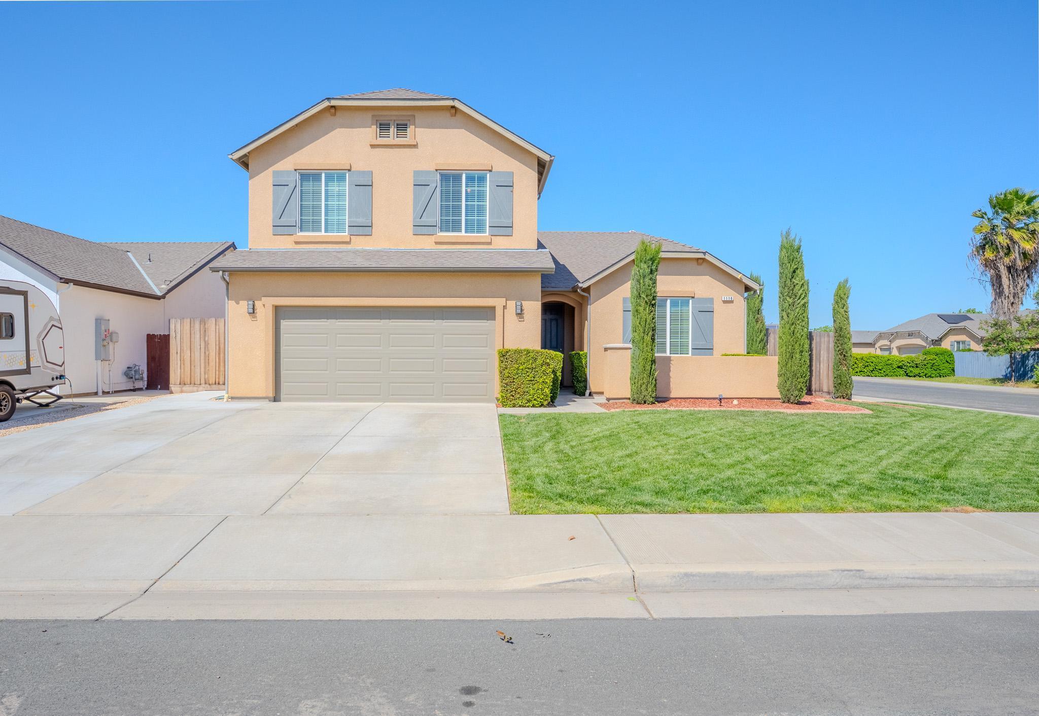 1116 West Muir Way Hanford, CA 93230 - Photo 2 of 57 DSC09035-HDR