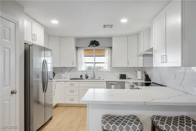 $4,300 | 6990 West Richmar Avenue, Las Vegas, NV 89178