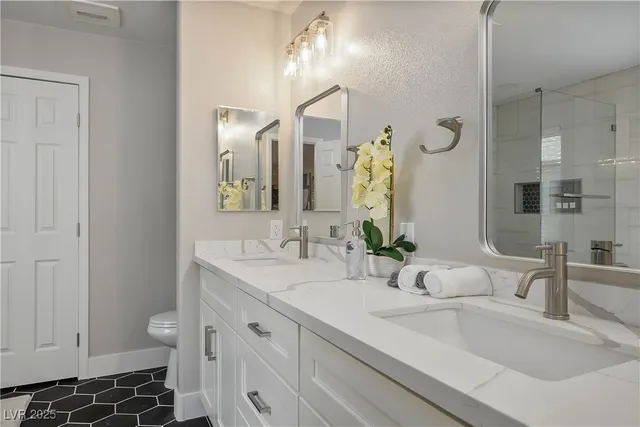 $4,300 | 6990 West Richmar Avenue, Las Vegas, NV 89178