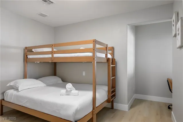 $4,300 | 6990 West Richmar Avenue, Las Vegas, NV 89178