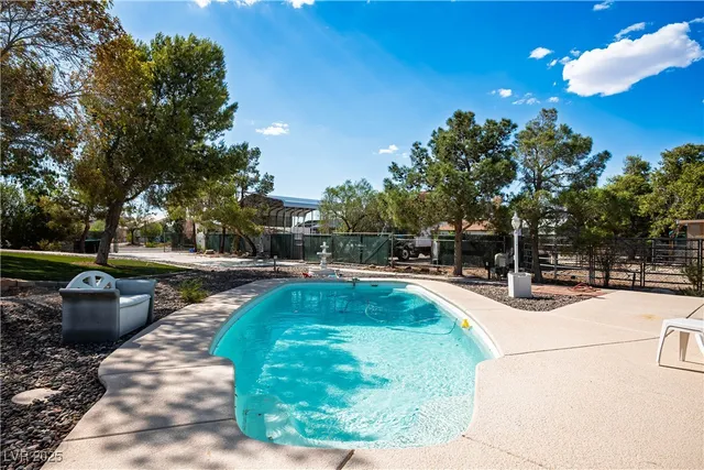 $4,300 | 6990 West Richmar Avenue, Las Vegas, NV 89178