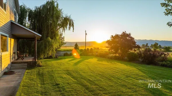 $599,900 | 2020 Widner Road, Midvale, ID 83645