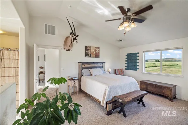 $599,900 | 2020 Widner Road, Midvale, ID 83645