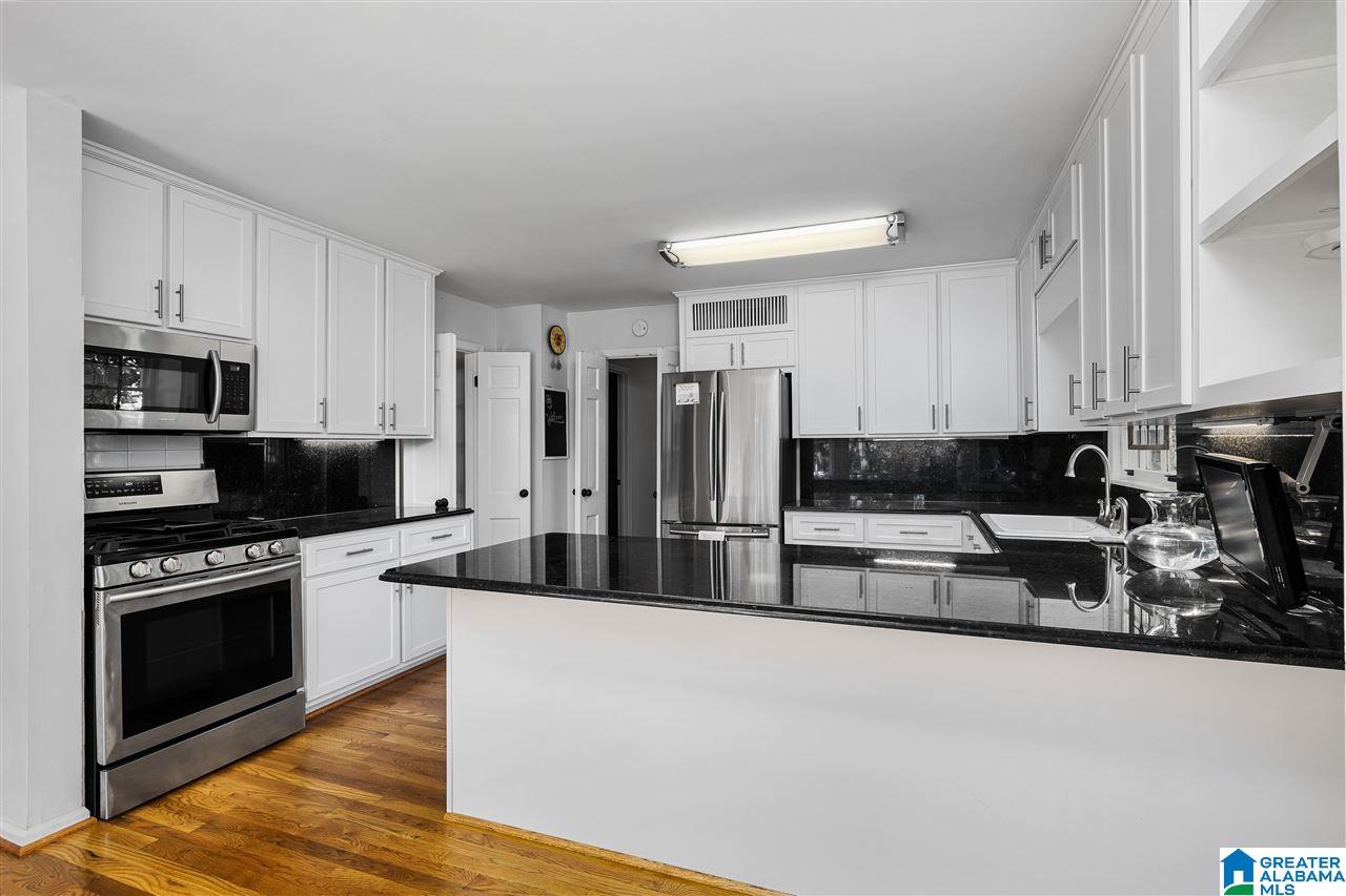 1315 Wickford Road Birmingham, AL 35216 - Photo 12 of 43