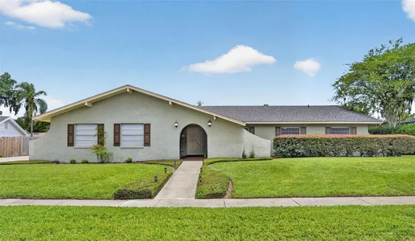 $725,000 | 151 White Oak Circle, Maitland, FL 32751