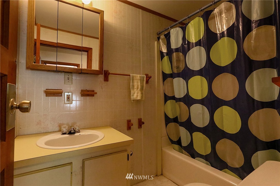 858 Baby Doll Road East Port Orchard, WA 98366 - Photo 14 of 24 Gallery Image 14