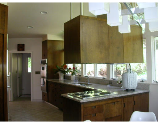 14 Burnham Road Wenham, MA 01984 - Photo 4 of 10 Gallery Image 4