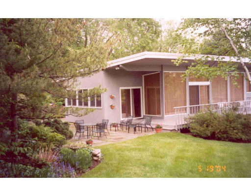 14 Burnham Road Wenham, MA 01984 - Photo 5 of 10 Gallery Image 5
