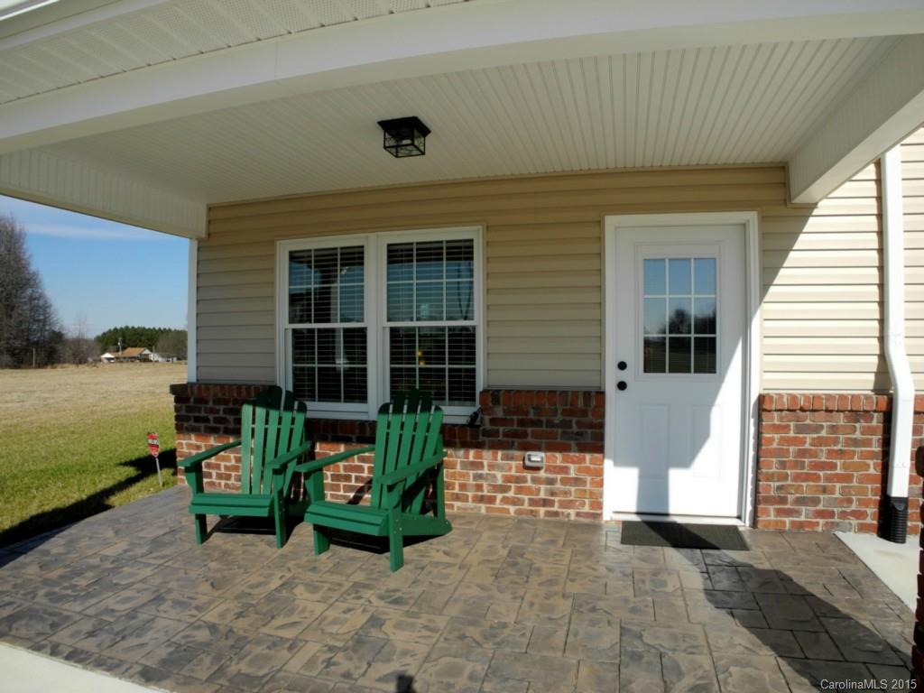 2286 Drive Inn Road Lincolnton, NC 28092 - Photo 3 of 24 Gallery Image 3