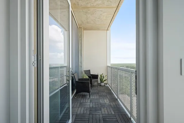 $7,500 | 301 West Avenue, Unit 4401, Austin, TX 78701