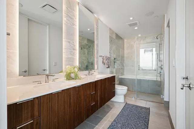 $7,500 | 301 West Avenue, Unit 4401, Austin, TX 78701