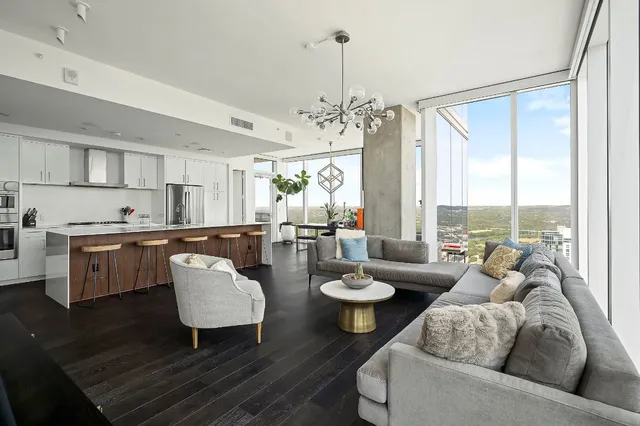 $7,500 | 301 West Avenue, Unit 4401, Austin, TX 78701