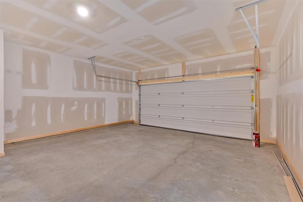 103 Lavender Circle Calhoun, GA 30701 - Photo 14 of 19 a view of an empty room