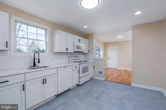 $2,750 | 344 Nimitz Road, Dover, DE 19901