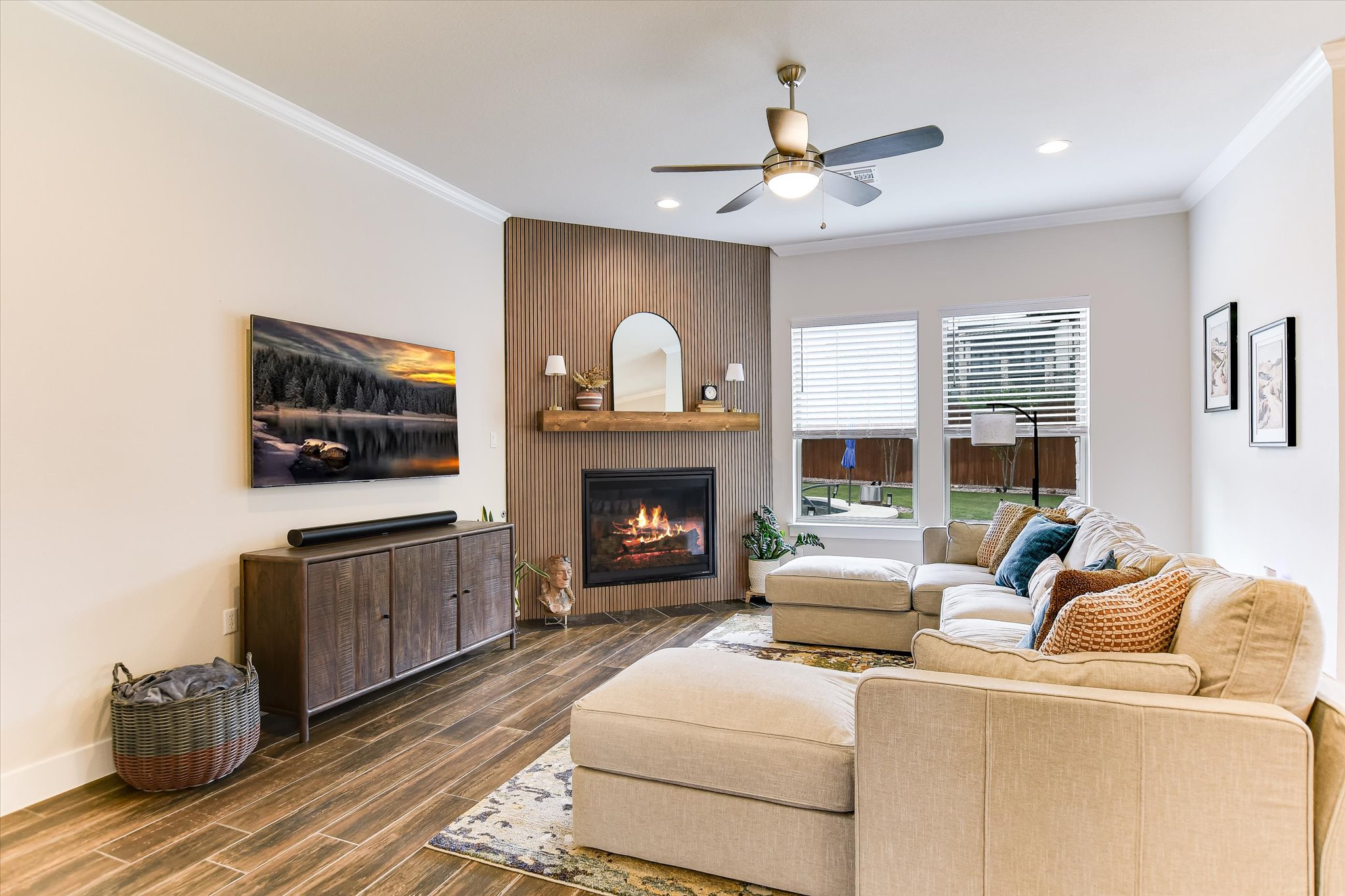 332 Axis Loop Georgetown, TX 78628 - Photo 11 of 37 Living Room