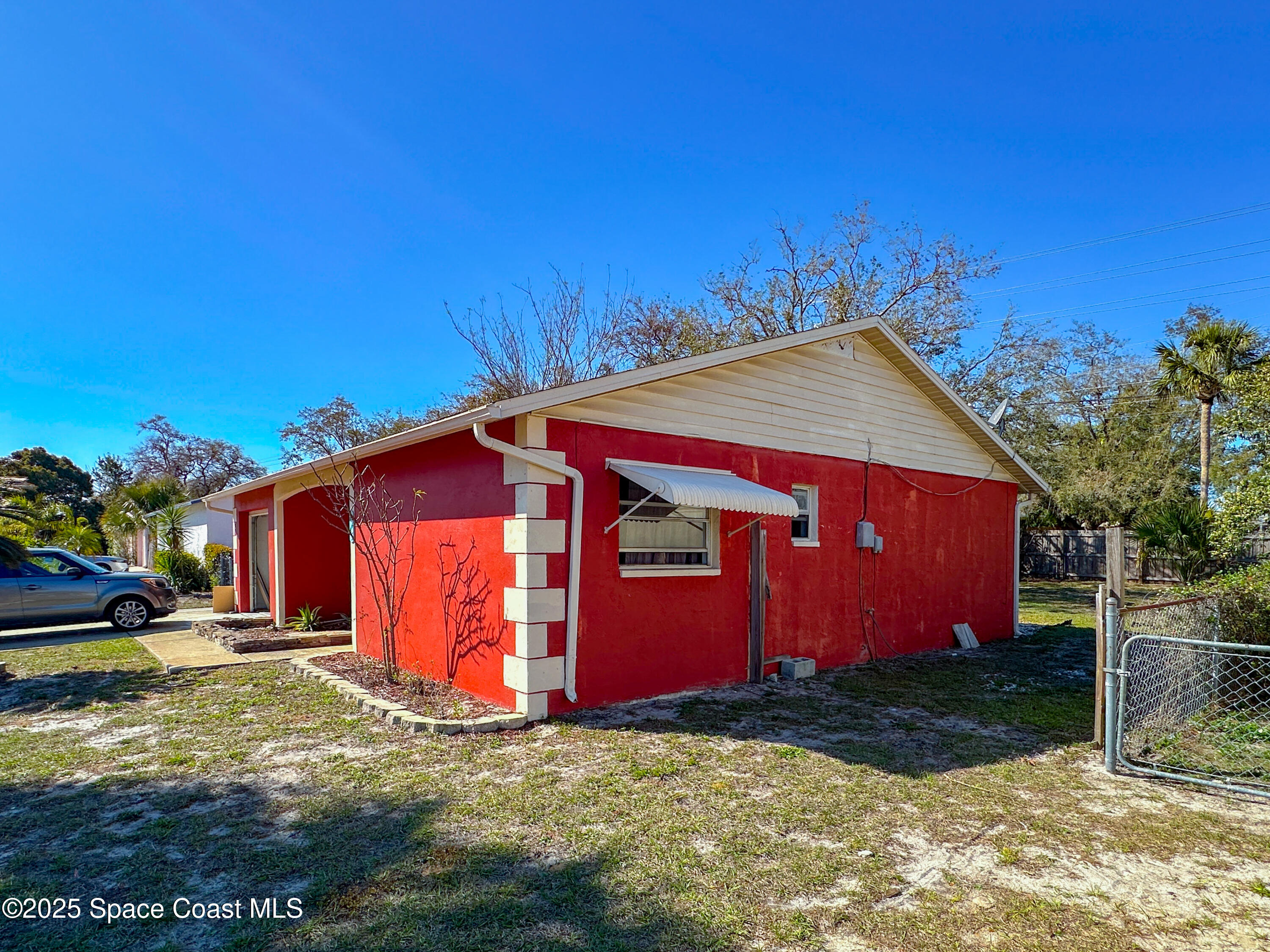8215 Autumn Oak Avenue Port Richey, FL 34668 - Photo 5 of 21 a view of a barn with big yard