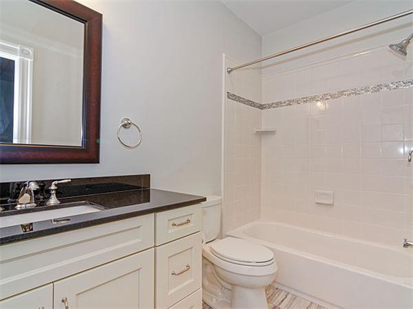 232 Melrose Street, Unit 2 Newton, MA 02466 - Photo 10 of 12