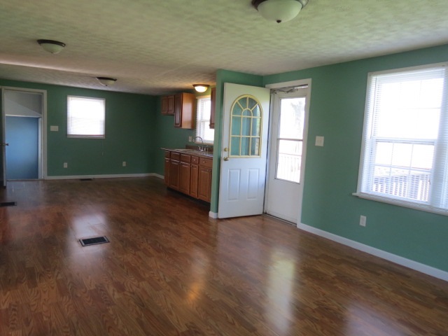 3100 North Country Club Road Muncie, IN 47303 - Photo 9 of 24