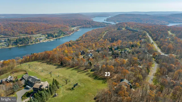 $249,000 | 23 Snowshoe Court, McHenry, MD 21541