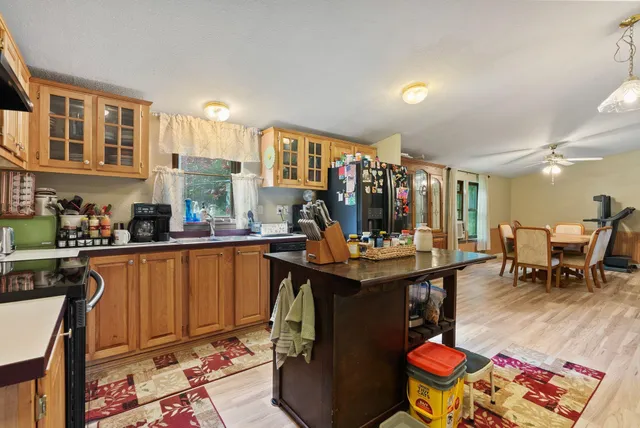 $449,900 | 38109 North Old Pine Lane, Elk, WA 99009