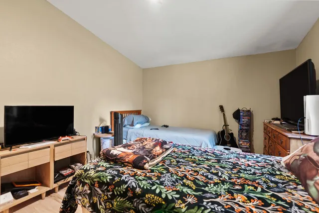 $449,900 | 38109 North Old Pine Lane, Elk, WA 99009