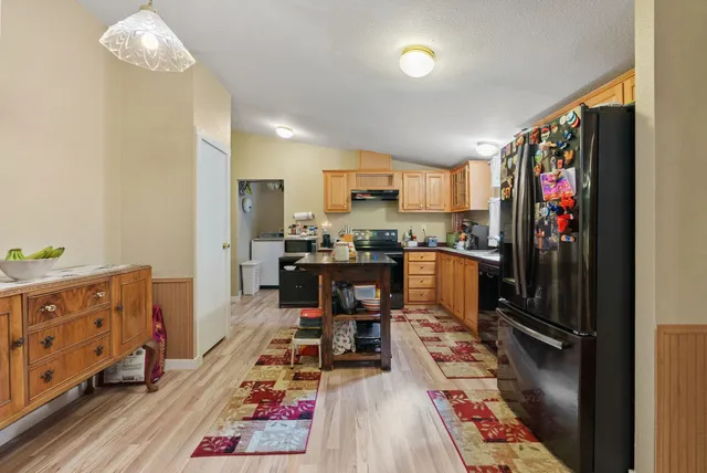 $449,900 | 38109 North Old Pine Lane, Elk, WA 99009