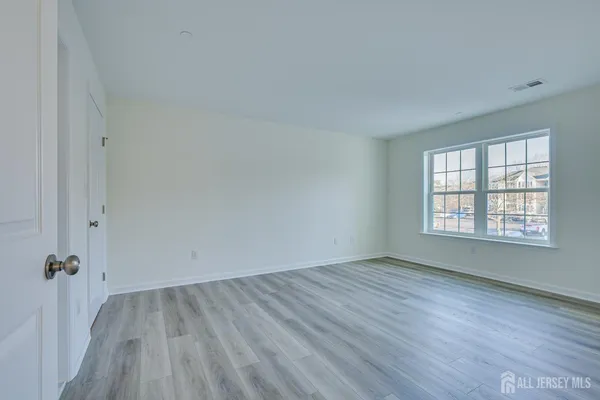 $445,000 | 1233 Waterford Drive, Edison, NJ 08817