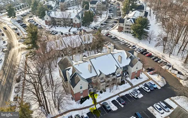 $295,000 | 12154 Penderview Terrace, Unit 1204, Fairfax, VA 22033