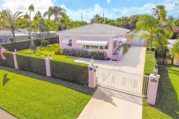 $7,500 | 3216 Karen Drive, Delray Beach, FL 33483