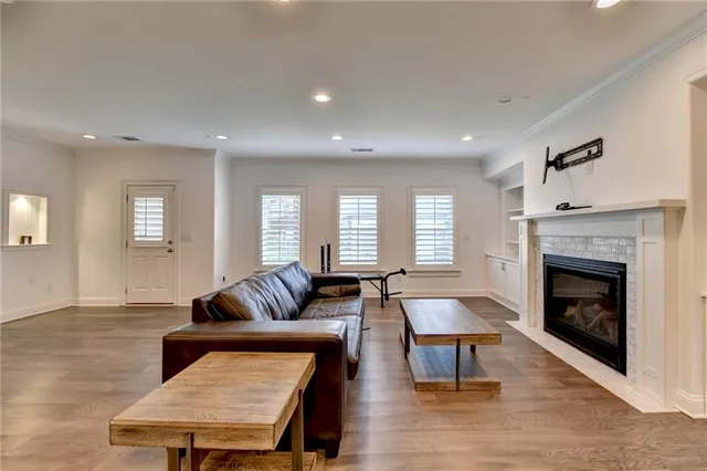 $1,238,900 | 828 Olmsted Lane, Duluth, GA 30097