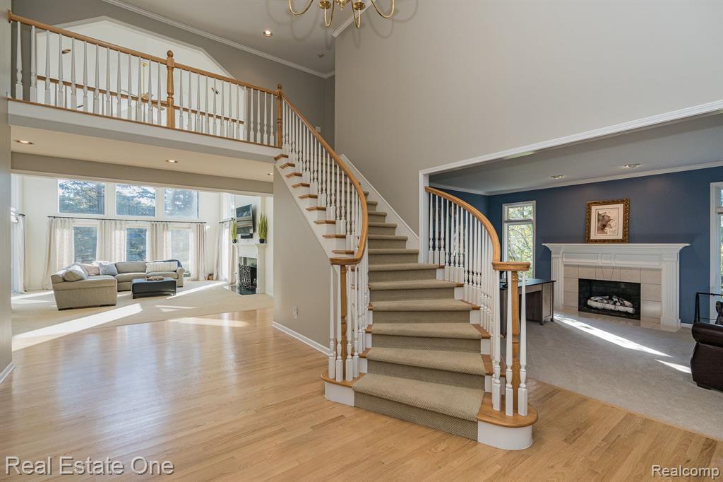 5849 Kingspointe Drive Rochester, MI 48306 - Photo 3 of 57