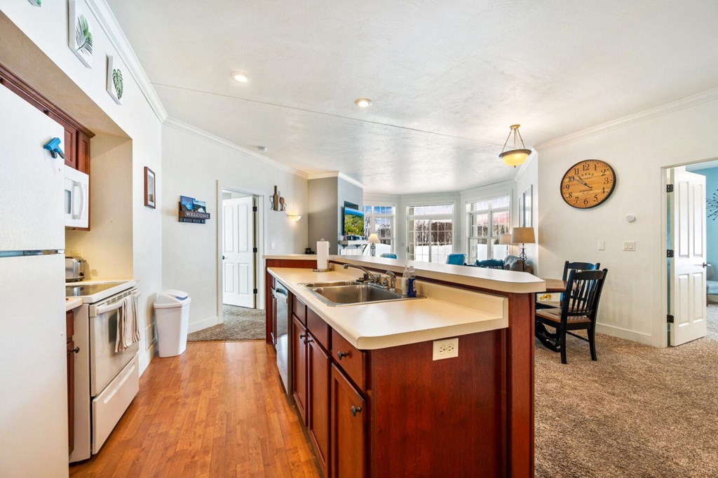 5282 Horseshoe Bay Road, Unit 1 Egg Harbor, WI 54209 - Photo 3 of 10