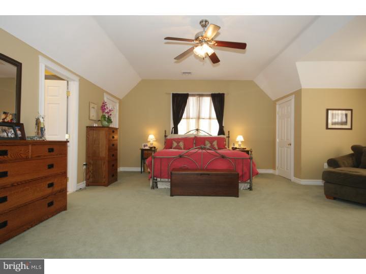 707 Thomas Avenue Riverton, NJ 08077 - Photo 14 of 21