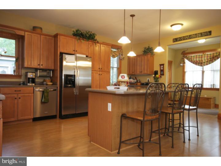 707 Thomas Avenue Riverton, NJ 08077 - Photo 8 of 21