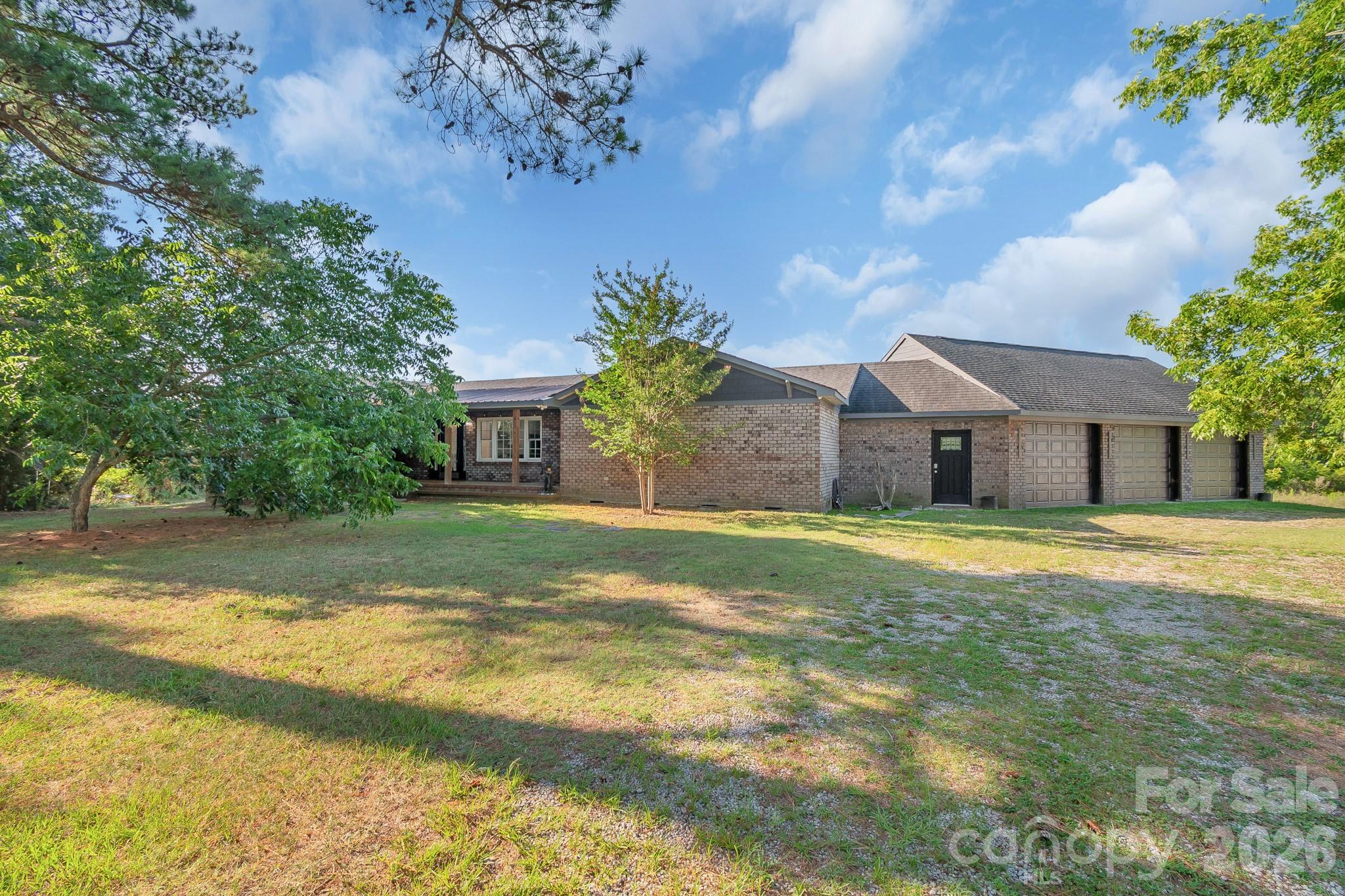 2248 Willie Usher Road Lancaster, SC 29720 - Photo 4 of 39 Gallery Image 4