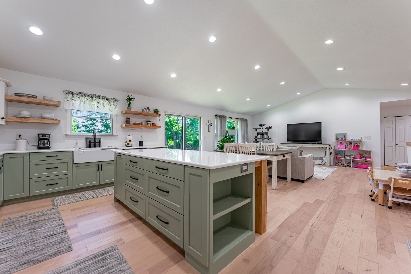 102 Sunset Lane Prophetstown, IL 61277 - Photo 11 of 41 a kitchen with sink stove and cabinets