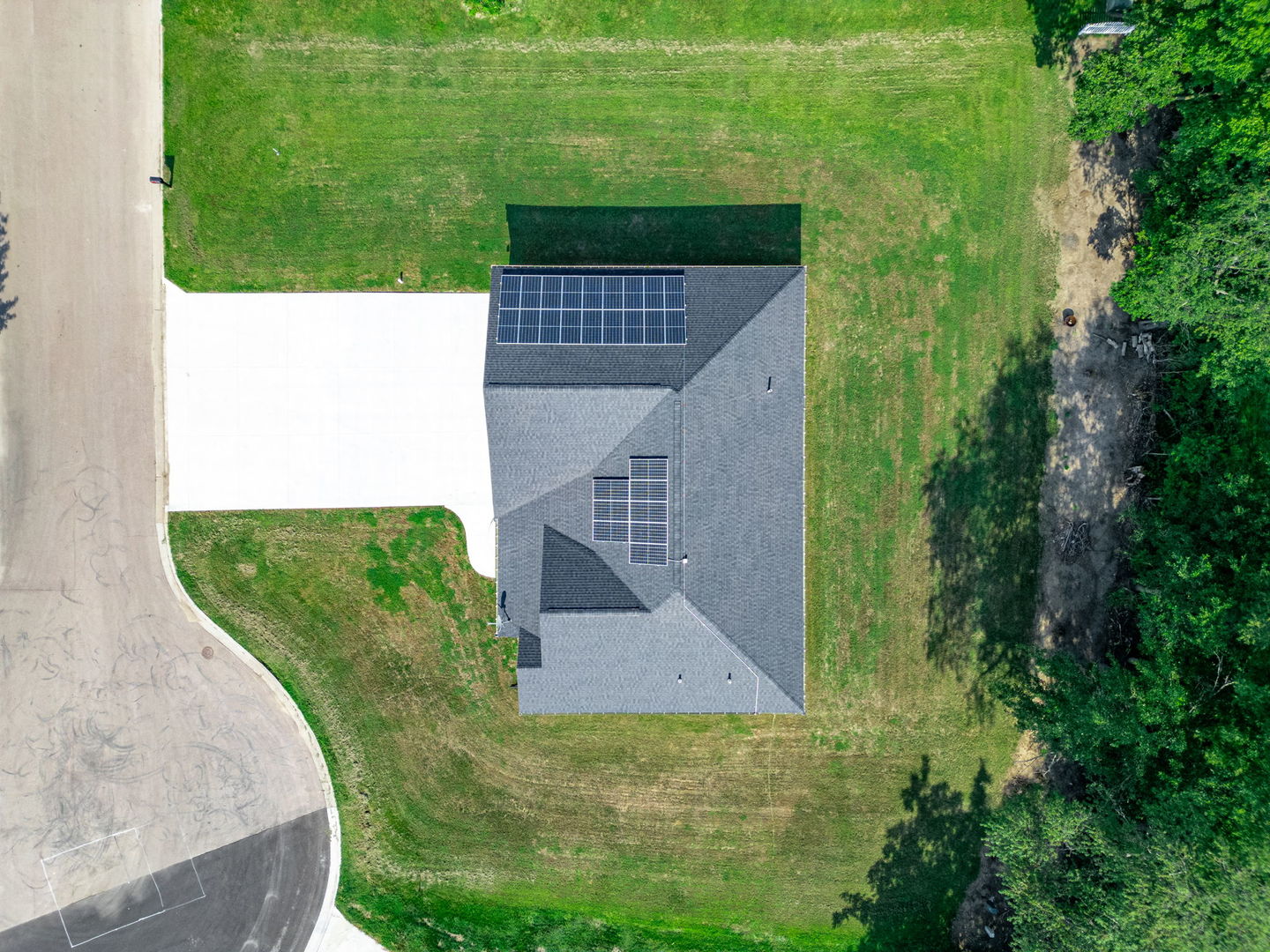 102 Sunset Lane Prophetstown, IL 61277 - Photo 34 of 41 a view of a backyard