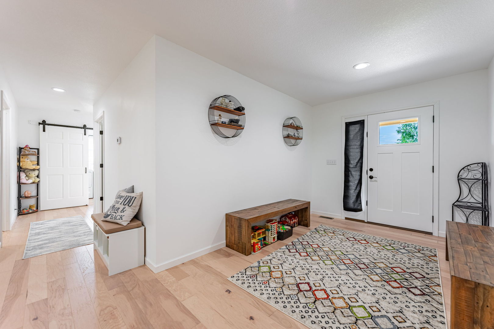 102 Sunset Lane Prophetstown, IL 61277 - Photo 4 of 41 a room with furniture and wooden floor