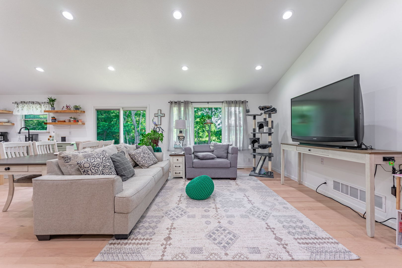 102 Sunset Lane Prophetstown, IL 61277 - Photo 5 of 41 a living room with furniture and a flat screen tv