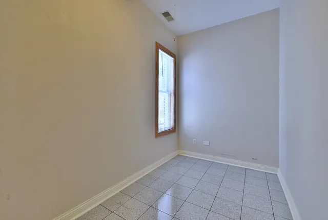 $415,000 | 2140 West 23rd Street, Chicago, IL 60608