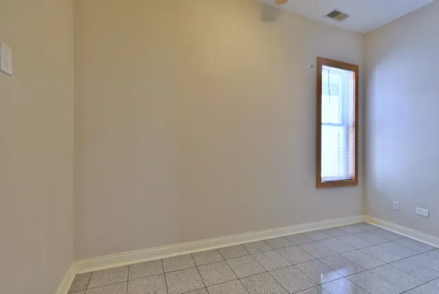 $415,000 | 2140 West 23rd Street, Chicago, IL 60608