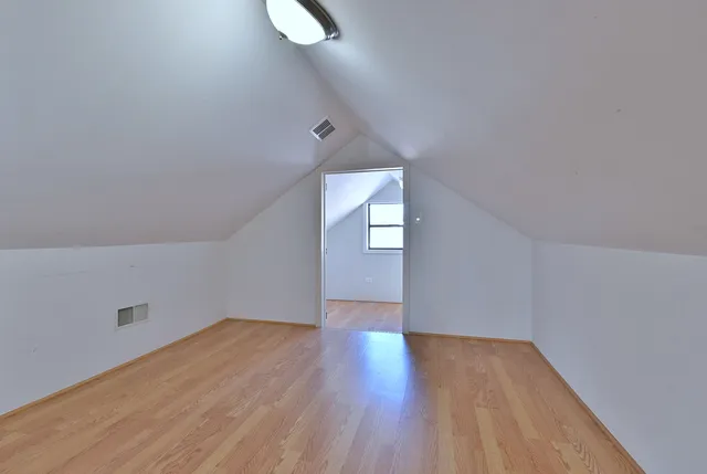 $415,000 | 2140 West 23rd Street, Chicago, IL 60608